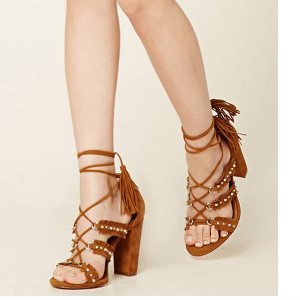 NWT Forever 21 Tan Fringe Heels